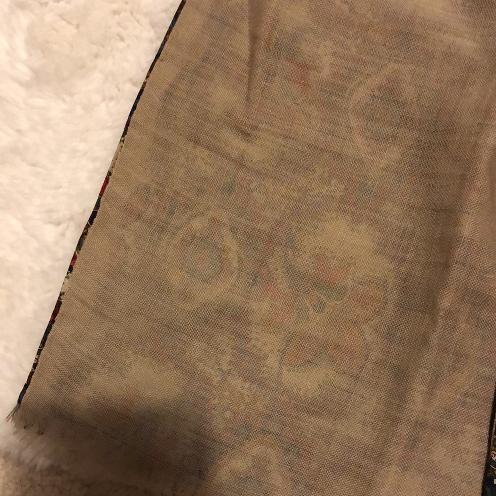 Scarf - Picture 7 of 7